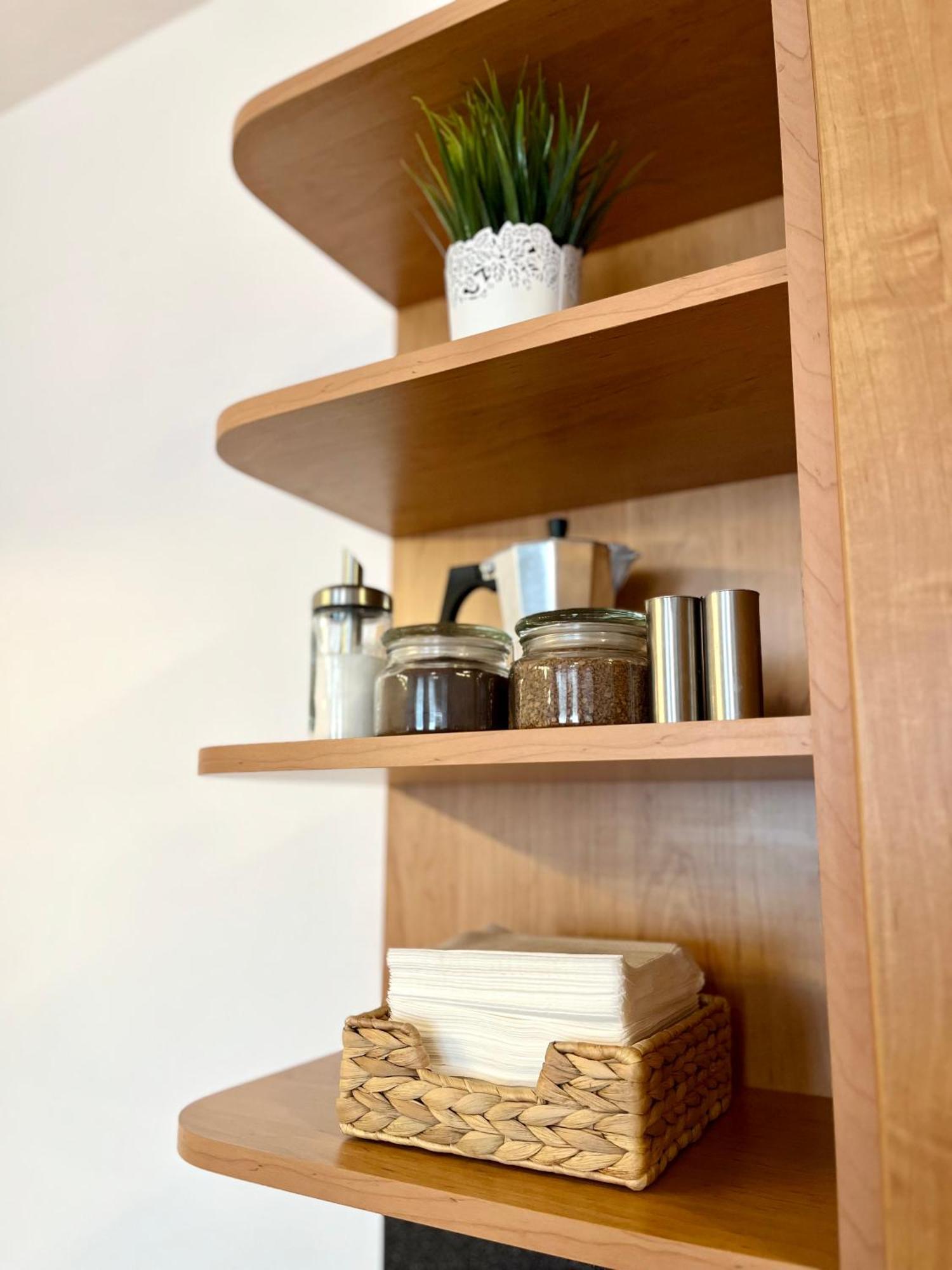 Apartment Tina - Old Town, Ac, Free Private Parking براتسيلافا المظهر الخارجي الصورة